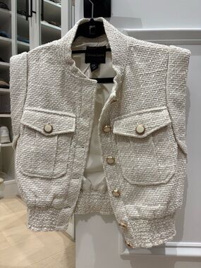 Women’s Christian Lacroix cream cropped sleeveless blazer size XS